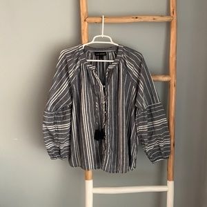 Blue and white chambray long sleeve Lane Bryant size 16